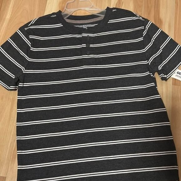 Boys shirts size 6-7 BRAND NEW - Picture 3 of 3